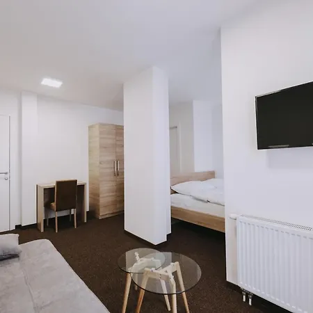 Hotel Tanja 3*