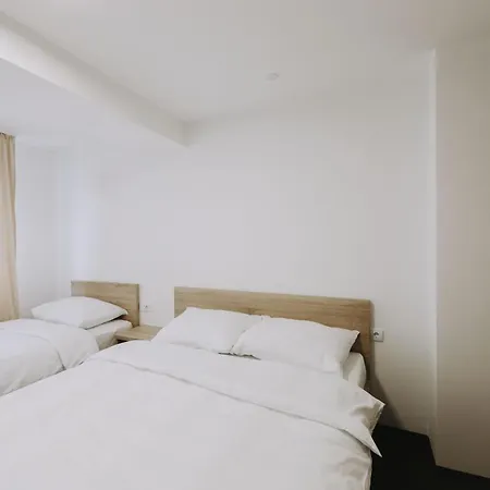 Tanja Hotel